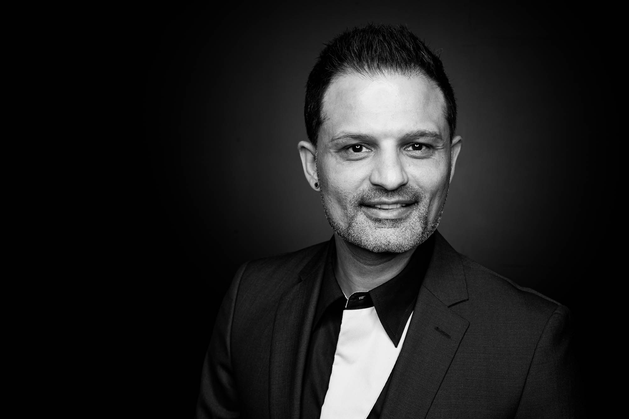 Export x3 Headshot  06142 Dez 01 2019 Headshots 2019  Miro Nicole Nadine